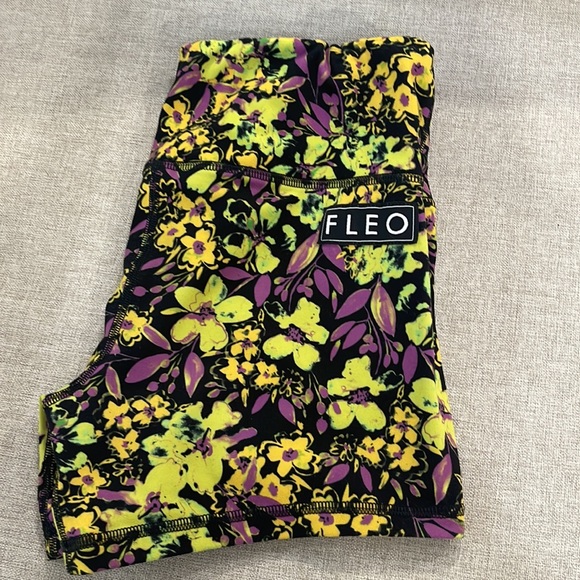 Fleo shorts. - Picture 4 of 6